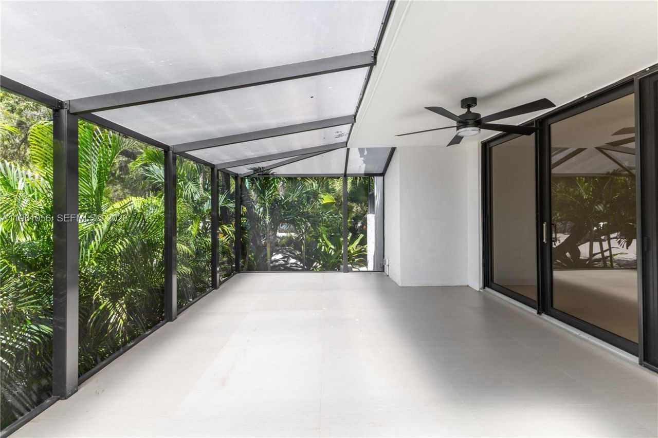 101 Ocean Lane Dr, Unit 1013, Key Biscayne, FL 33149 Photo