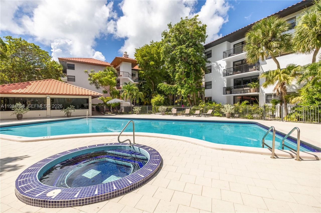 101 Ocean Lane Dr, Unit 1013, Key Biscayne, FL 33149 Photo