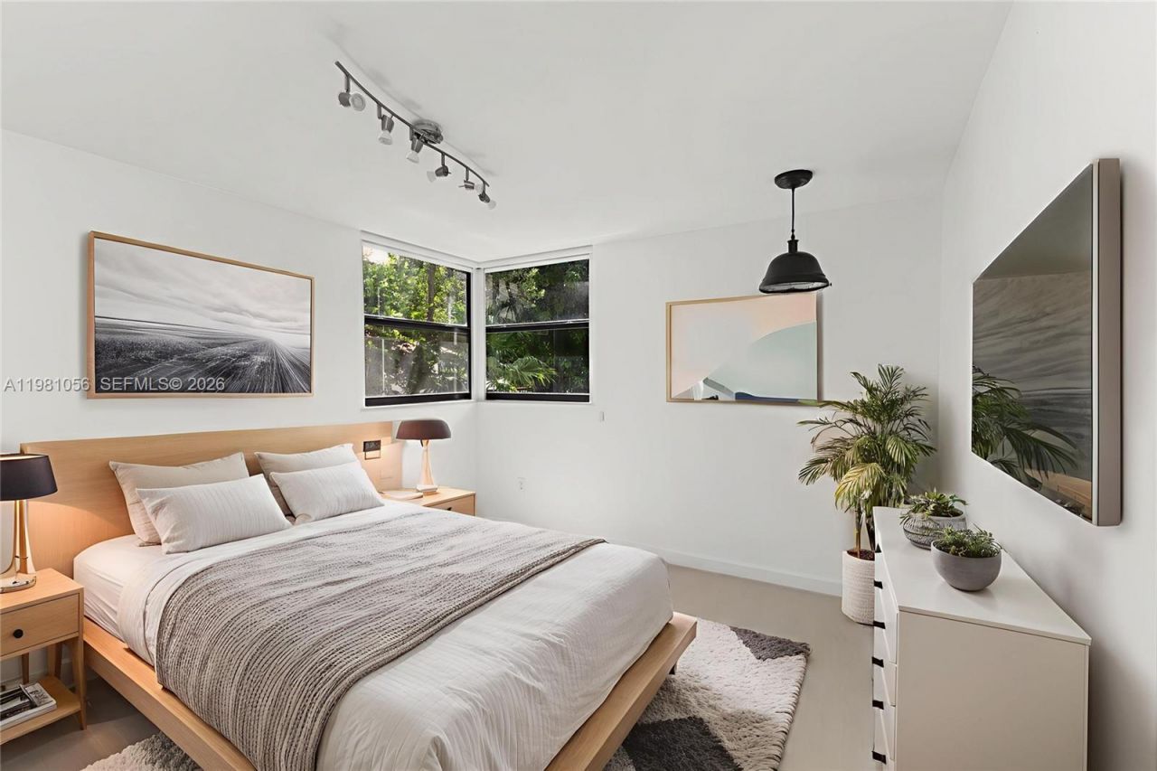 101 Ocean Lane Dr, Unit 1013, Key Biscayne, FL 33149 Photo