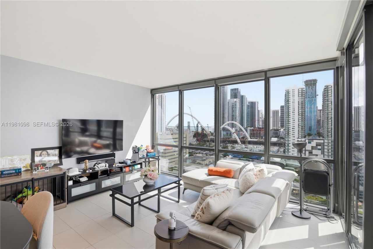 1600 NE 1st Ave , Unit 1610, Miami, FL 33132 Photo