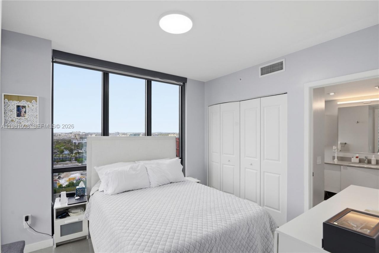 1600 NE 1st Ave , Unit 1610, Miami, FL 33132 Photo