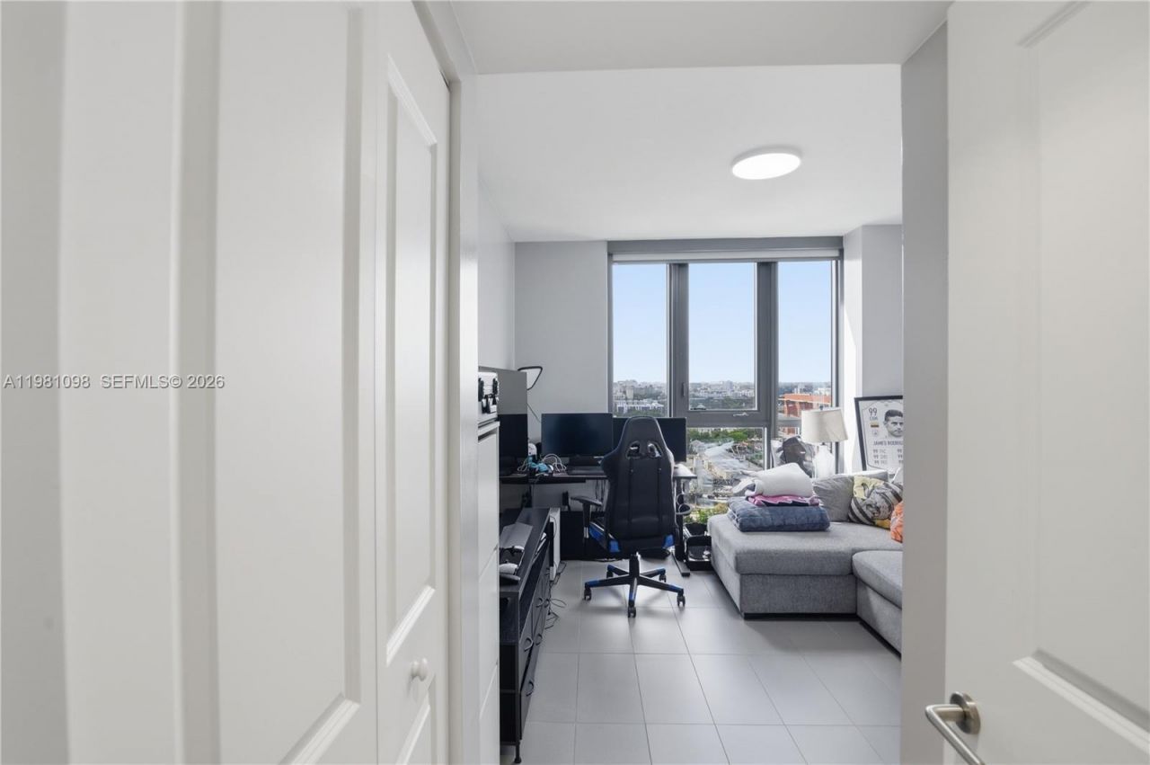 1600 NE 1st Ave , Unit 1610, Miami, FL 33132 Photo