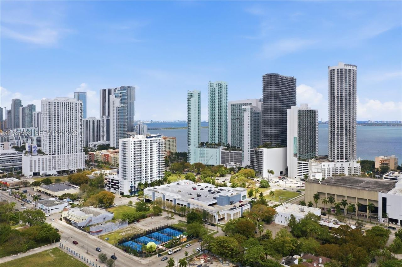 1600 NE 1st Ave , Unit 1610, Miami, FL 33132 Photo