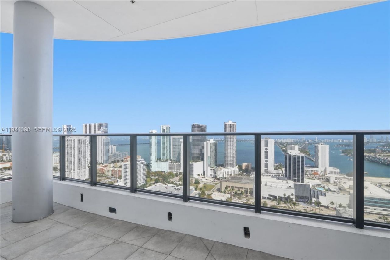 1600 NE 1st Ave , Unit 1610, Miami, FL 33132 Photo