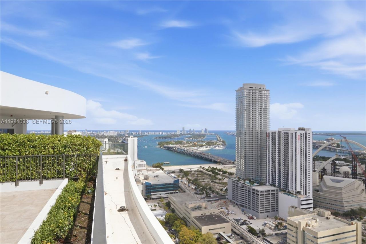 1600 NE 1st Ave , Unit 1610, Miami, FL 33132 Photo