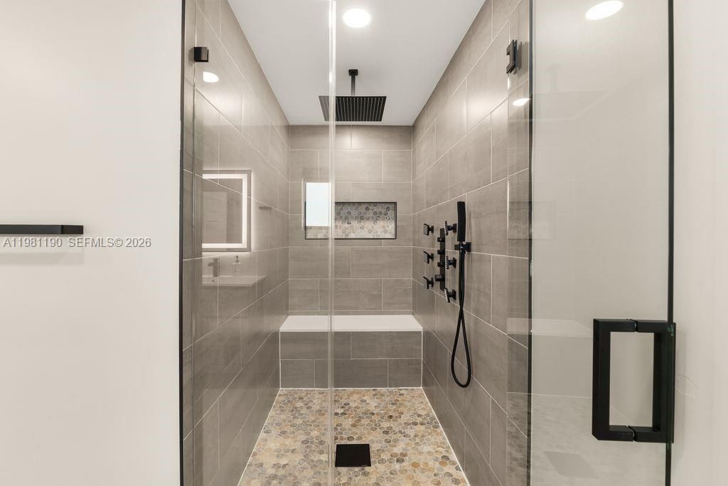 1840 SW 51st Ter, Plantation, FL 33317 Photo