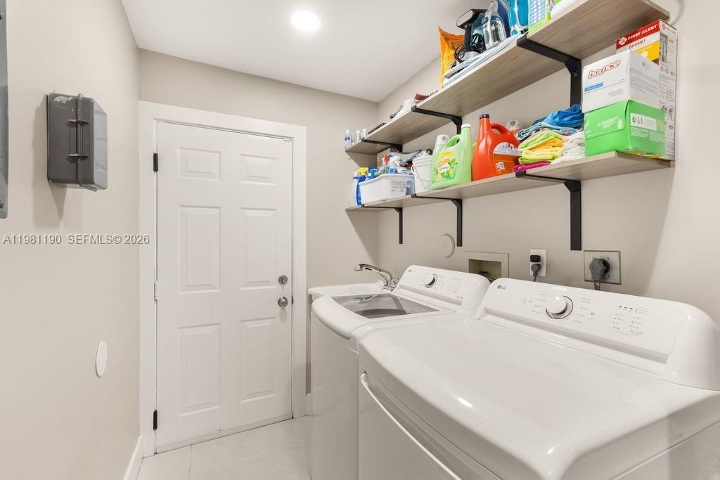 1840 SW 51st Ter, Plantation, FL 33317 Photo