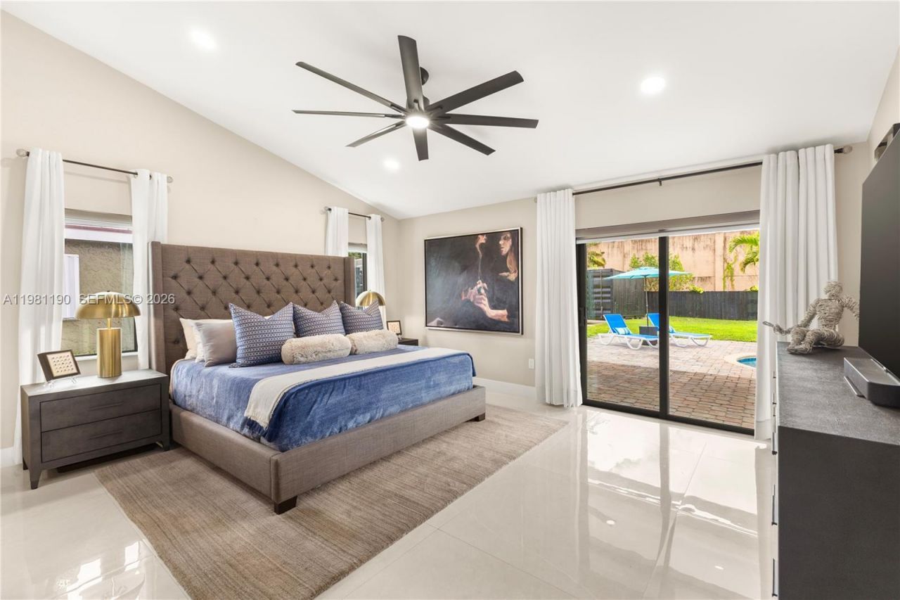 1840 SW 51st Ter, Plantation, FL 33317 Photo