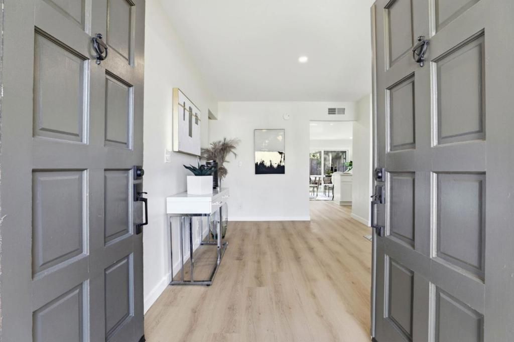 124 Biddleford Court, San Jose, CA 95139 Main Photo