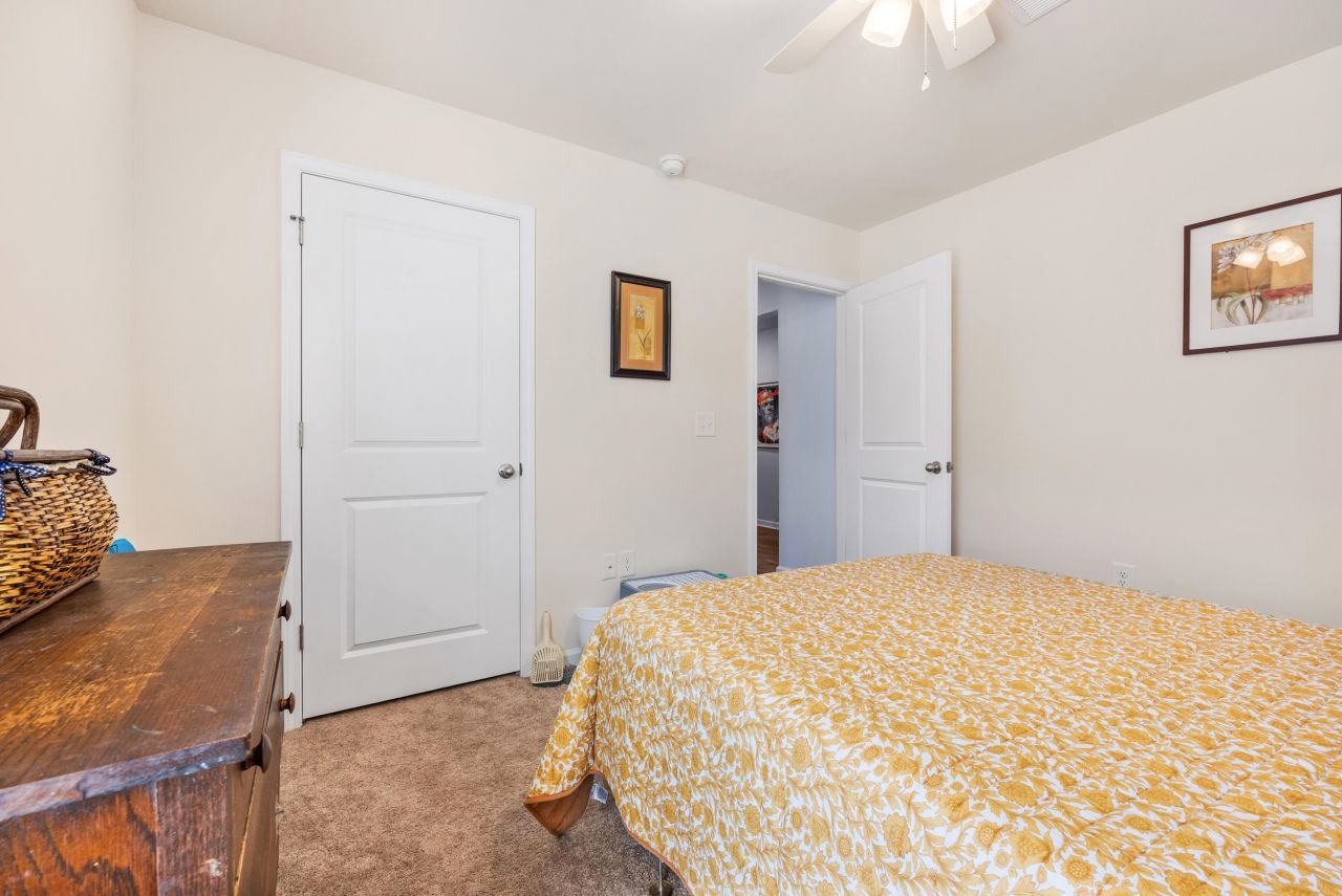 142 Pine Forest Dr. Photo 11