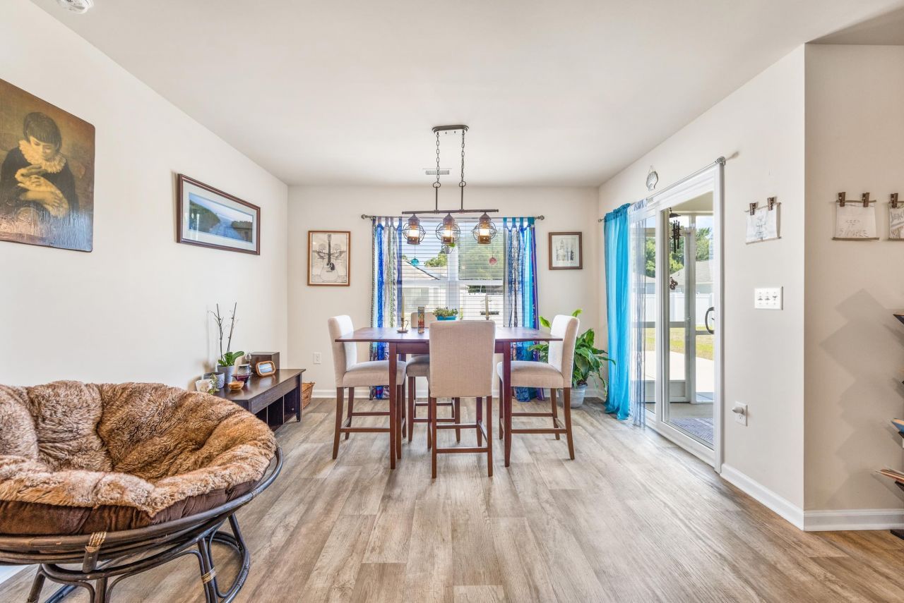 142 Pine Forest Dr. Photo 18