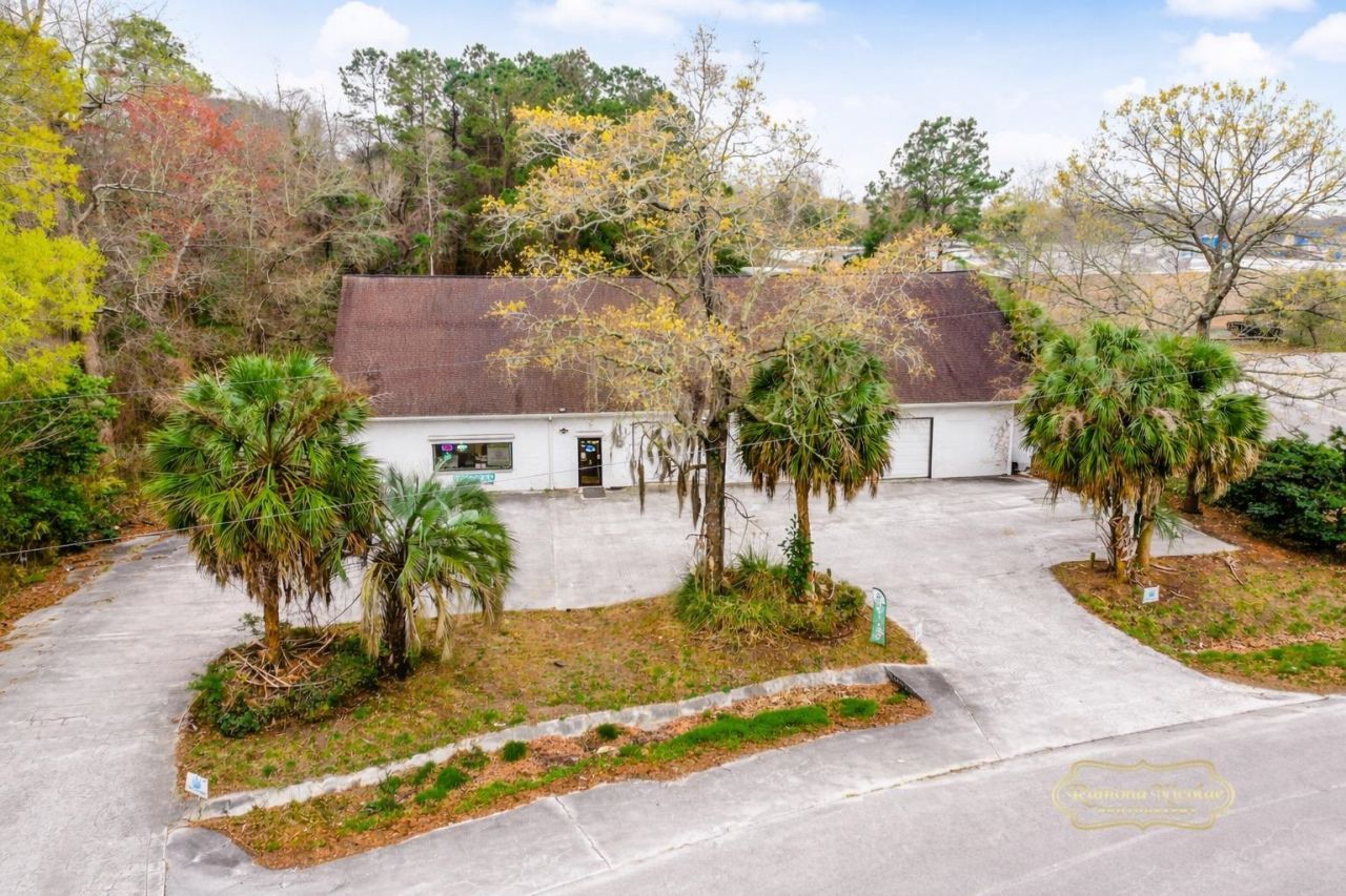 981 Fox Hollow Dr. Photo 17