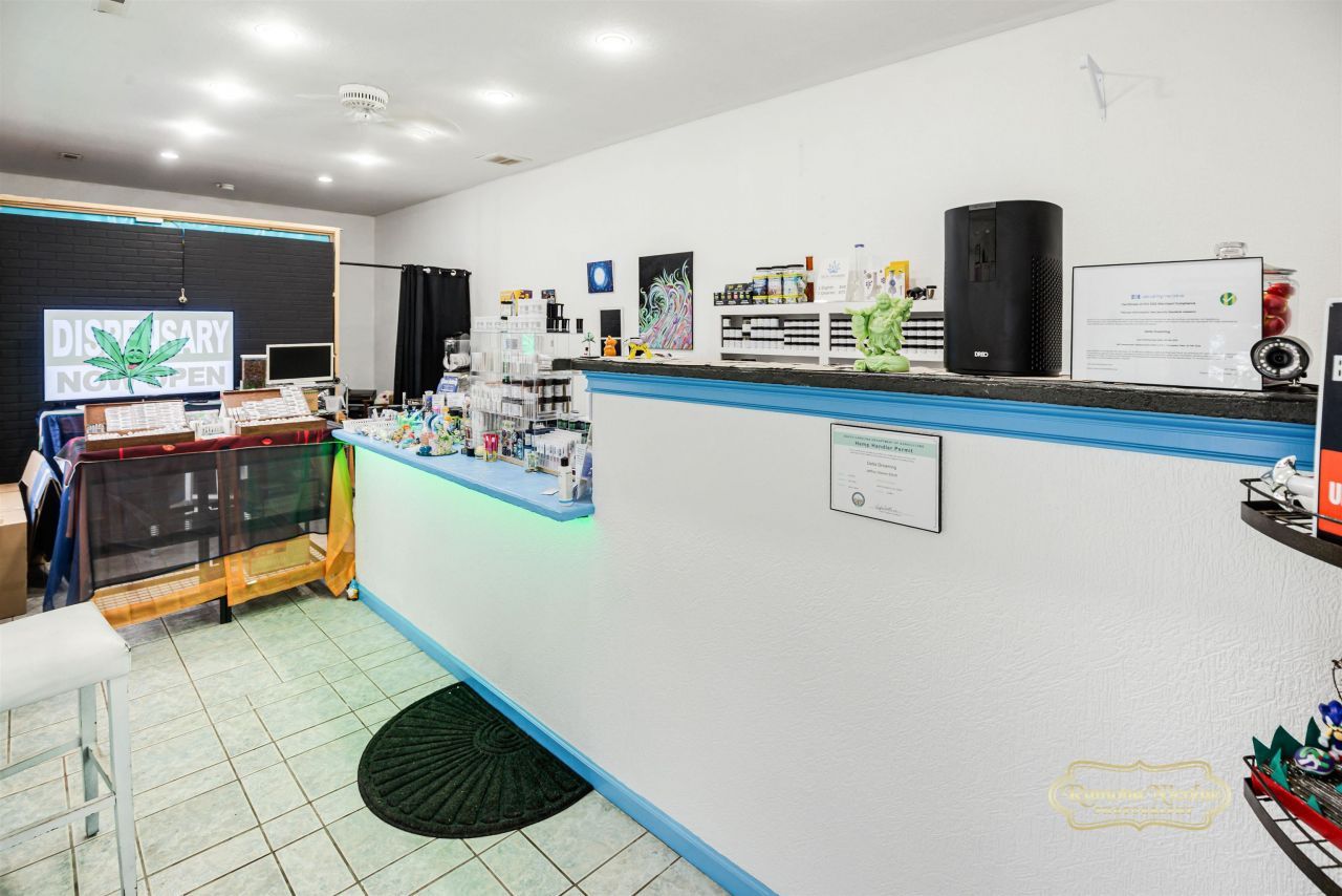 981 Fox Hollow Dr. Photo 8