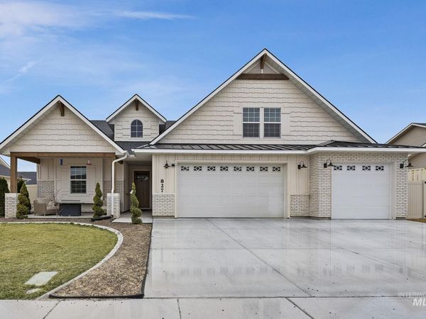 827 Mossview Ave, Twin Falls, ID 83301