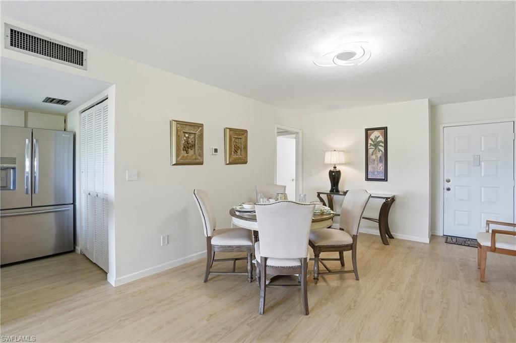 5585 Trailwinds Dr, Unit 314, Fort Myers, FL 33907 Photo