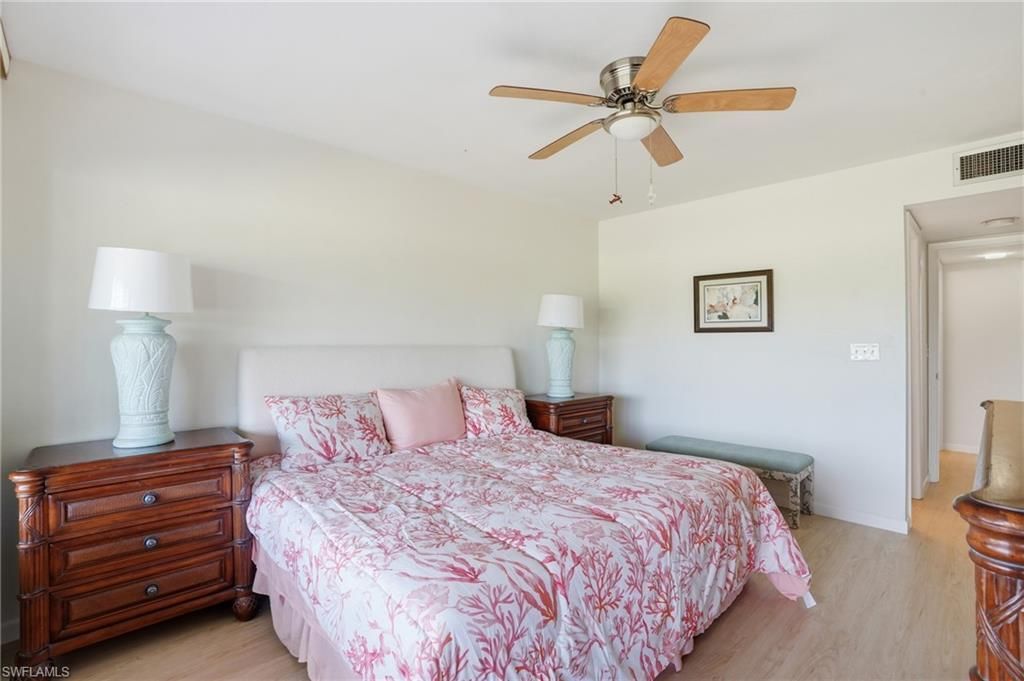 5585 Trailwinds Dr, Unit 314, Fort Myers, FL 33907 Photo