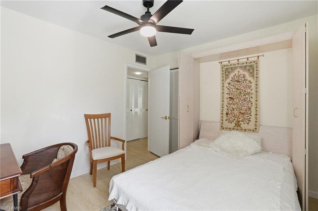 5585 Trailwinds Dr, Unit 314, Fort Myers, FL 33907 Photo