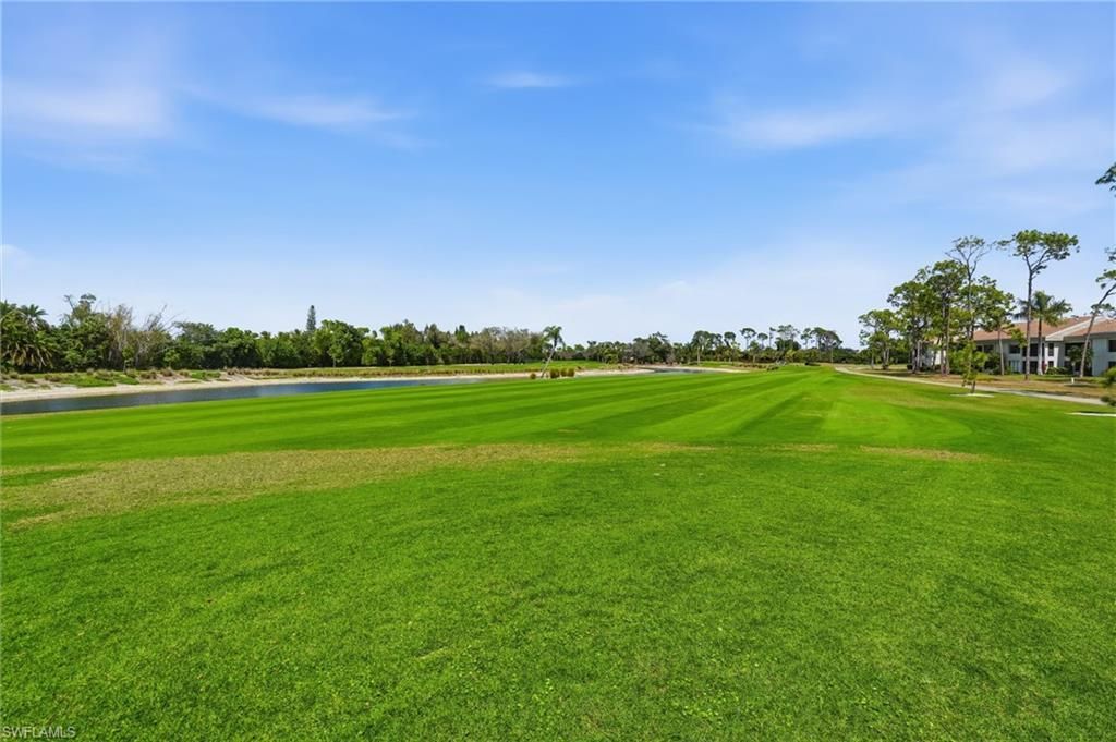 5585 Trailwinds Dr, Unit 314, Fort Myers, FL 33907 Photo