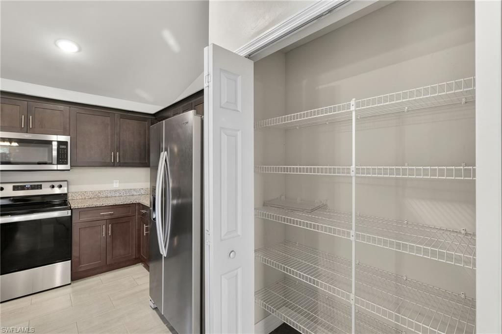 6023 Thrush Ave, Fort Myers, FL 33905 Photo