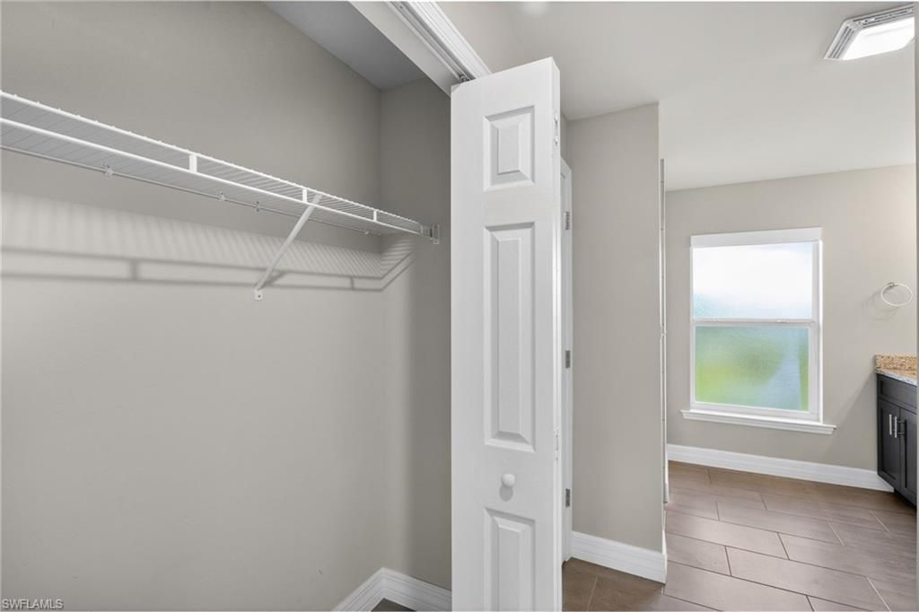 6023 Thrush Ave, Fort Myers, FL 33905 Photo