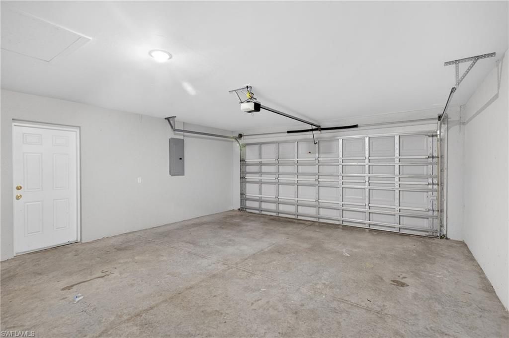 6023 Thrush Ave, Fort Myers, FL 33905 Photo