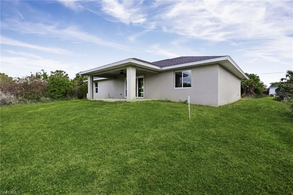 6023 Thrush Ave, Fort Myers, FL 33905 Photo