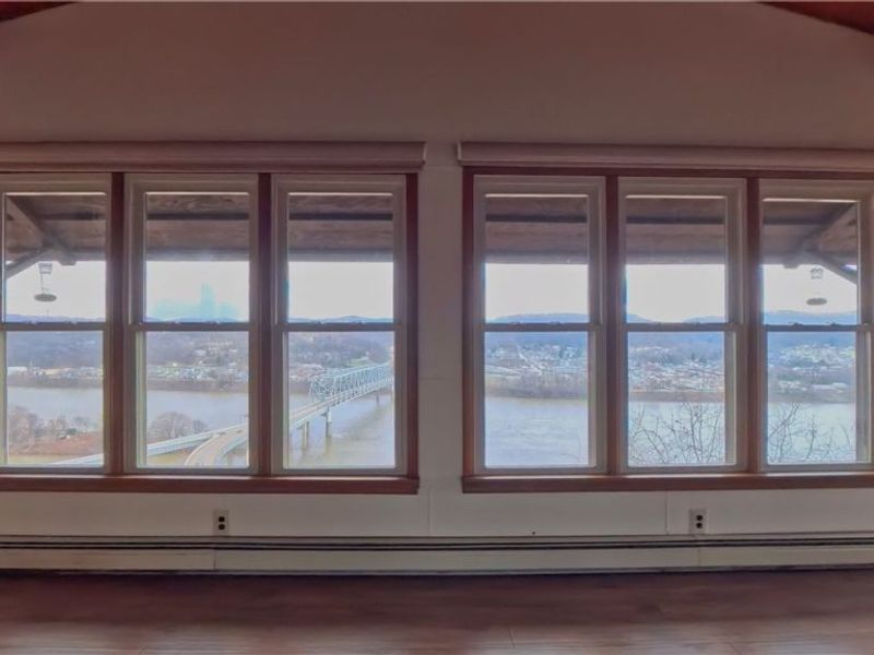 1212 Maine Boulevard, East Liverpool, OH 43920 Photo 8