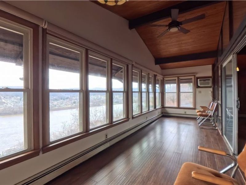 1212 Maine Boulevard, East Liverpool, OH 43920 Photo 9