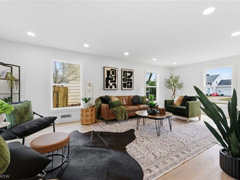 20200 Kramer Drive , Rocky River, OH 44116 Photo 4