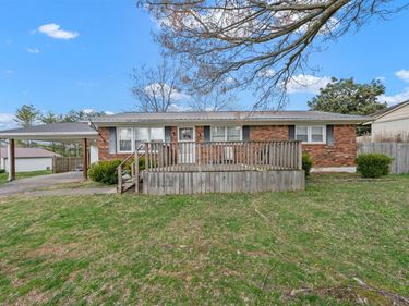 1414 Sycamore Lane, Leitchfield, KY 42754