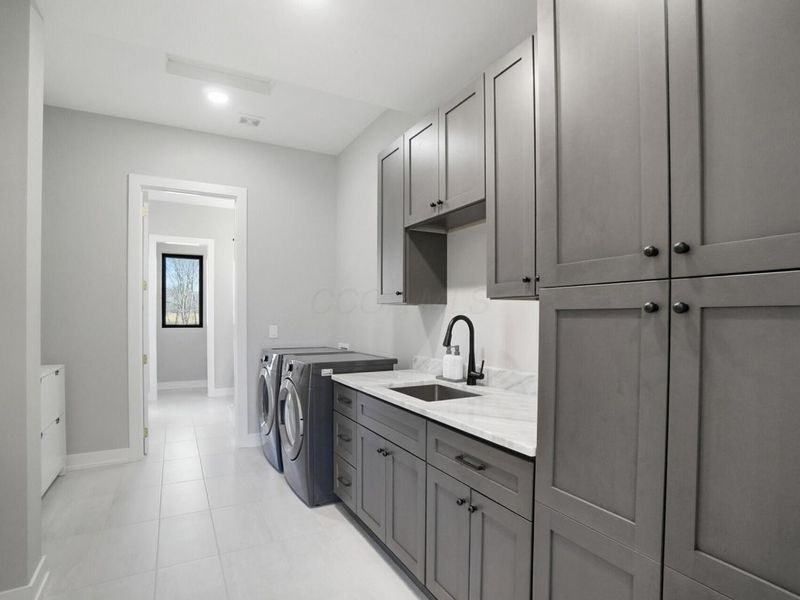 8140 Schleppi Road , Westerville, OH 43081 Photo 25