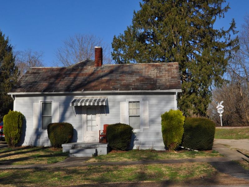 416 High Street, Dresden, OH 43821 Photo 2