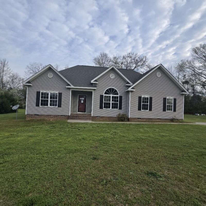 815 Northwood Drive Photo 1