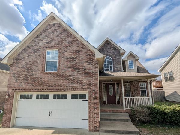 1209 Chinook Cir, Clarksville, TN 37042