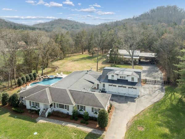 2151 Hillsboro Valley Rd, Brentwood, TN 37027