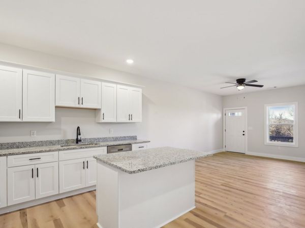 60 Stone Gate Lane, Hartsville, TN 37074