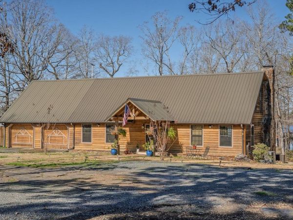 192 Hood, Florien, LA 71429