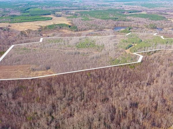 TRIGGER LANE, COLONIAL BEACH, VA 22443