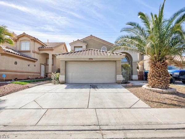 6533 Elk Creek Lane , Las Vegas, NV 89156