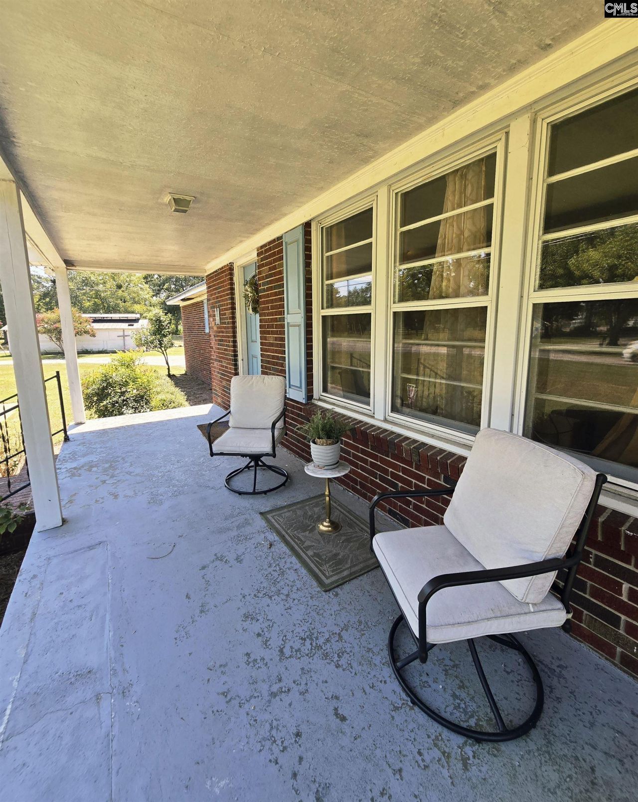 155 S East Ave Photo 12