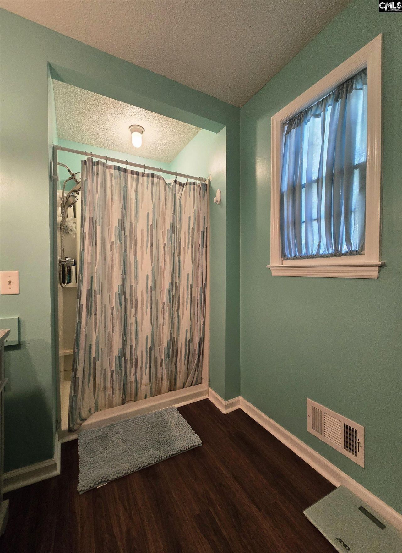 155 S East Ave Photo 37