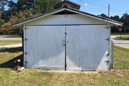 155 S East Ave photo 4