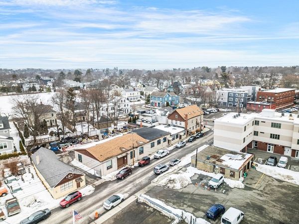 7 Border St, Newton, MA 02465