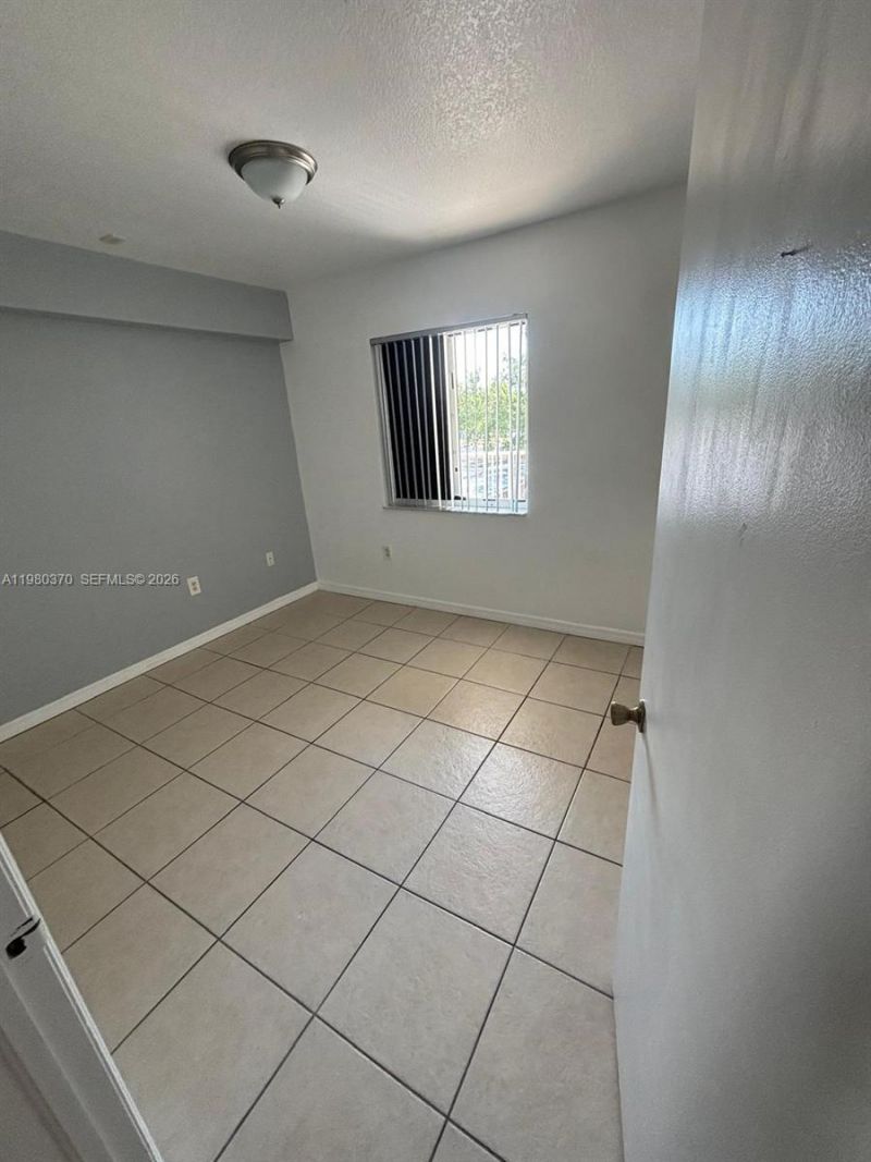 637 SW 3rd St , Unit 308, Miami, FL 33130 Photo