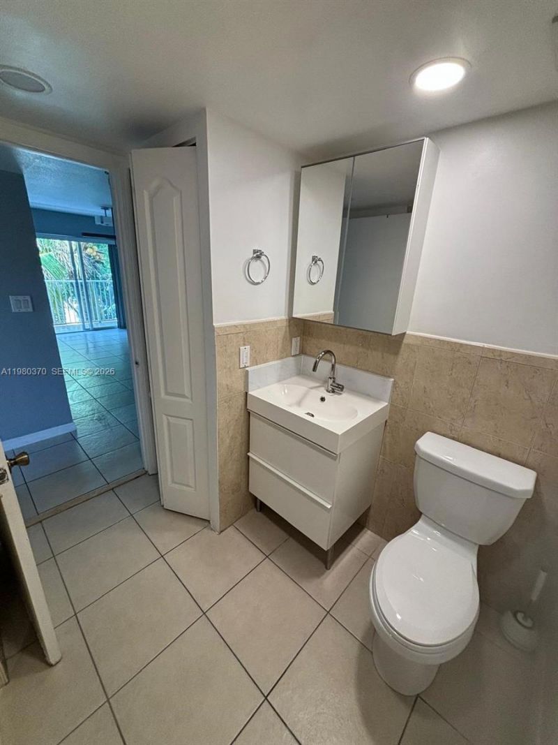 637 SW 3rd St , Unit 308, Miami, FL 33130 Photo