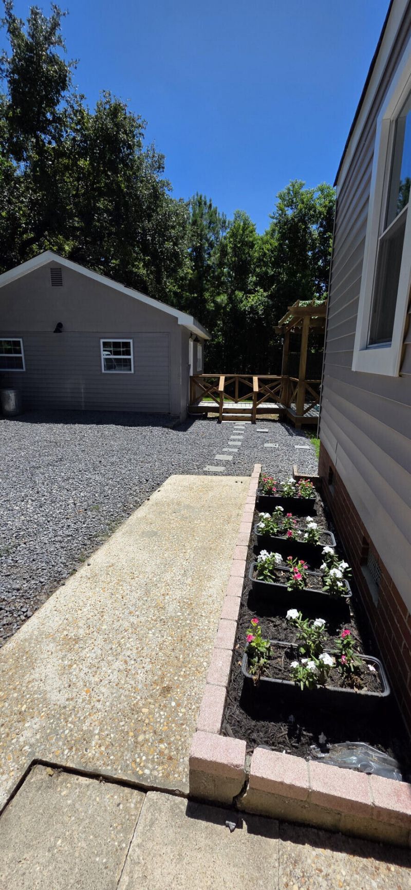 1339 S Lakeland Drive Photo 24