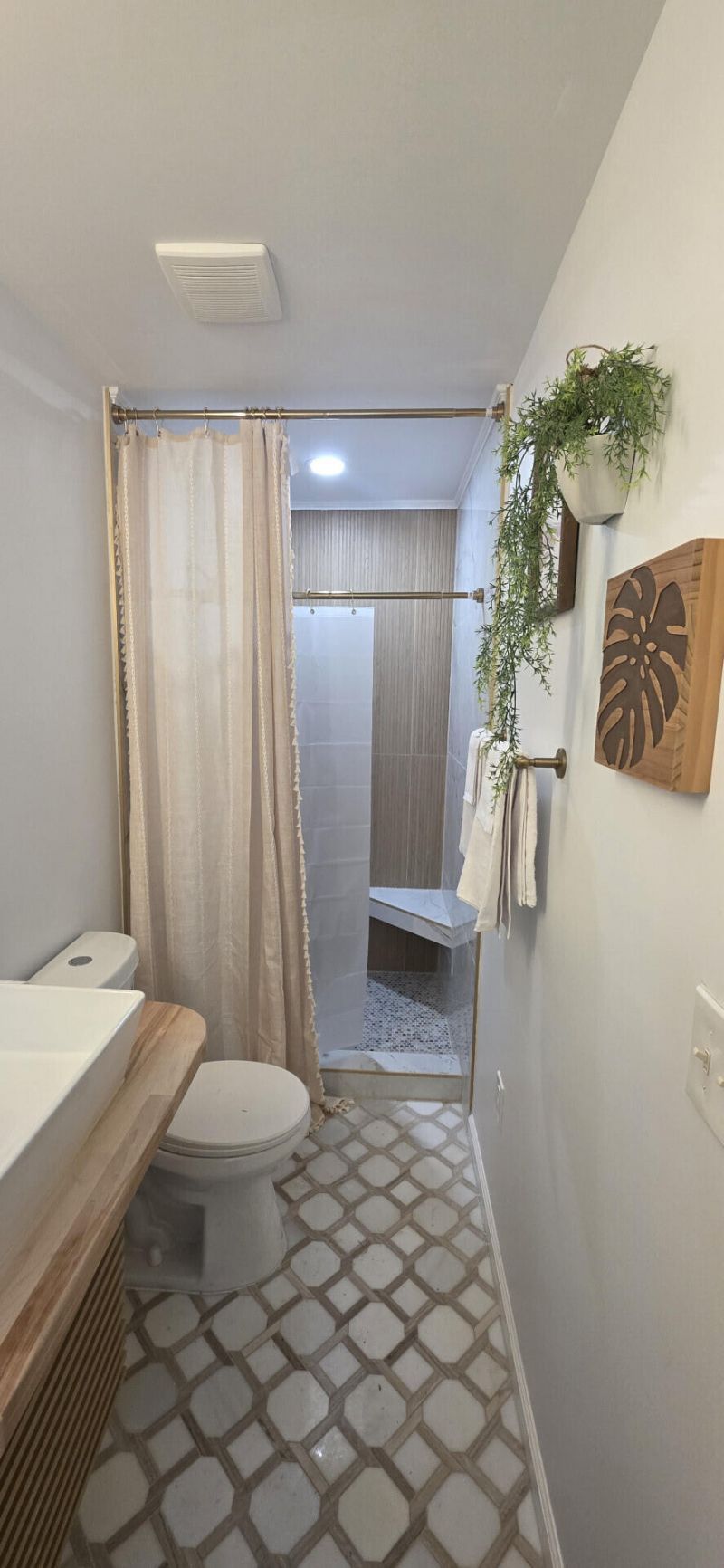 1339 S Lakeland Drive Photo 5