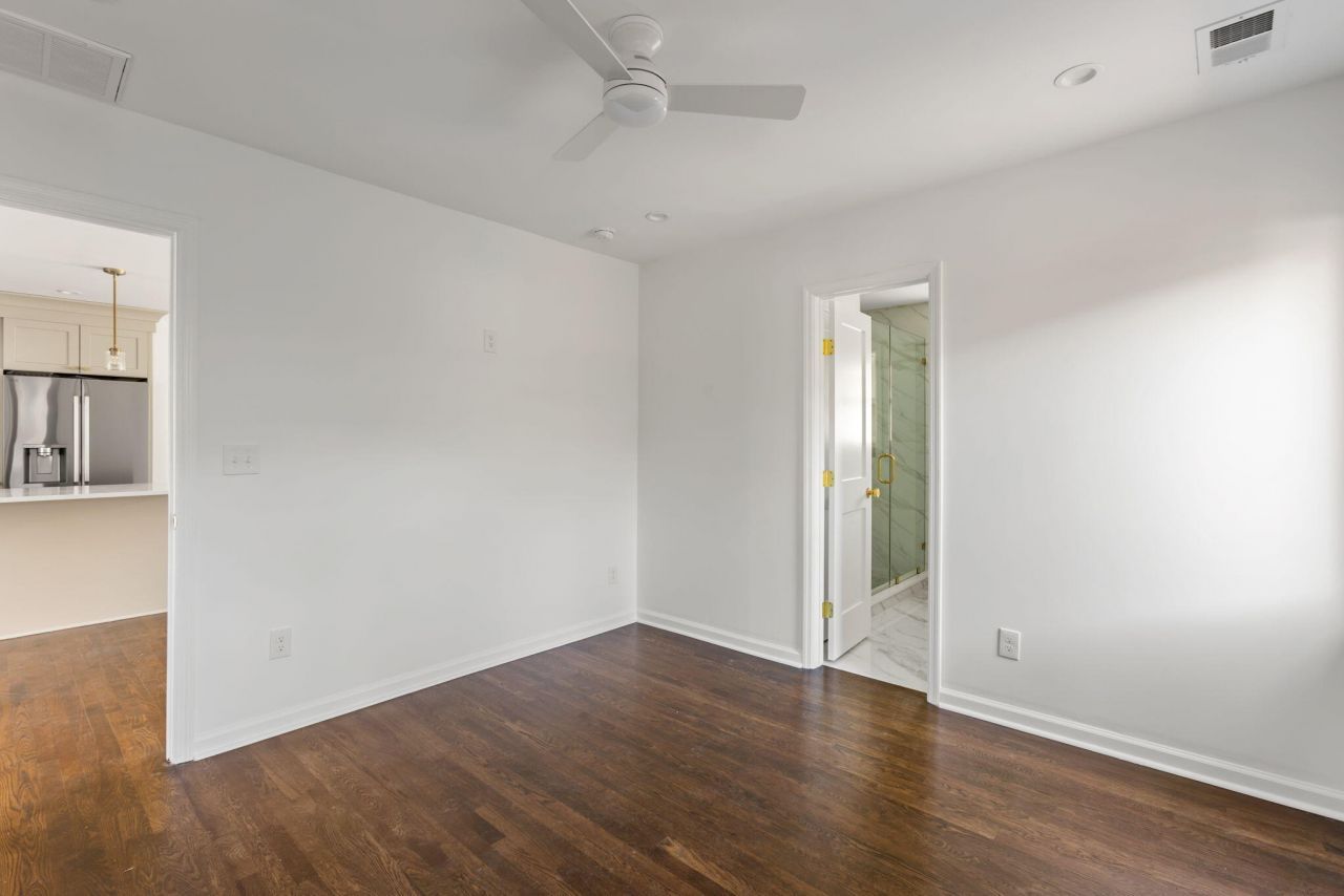 2480 Lantern Street Photo 10