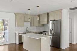 2480 Lantern Street photo 4