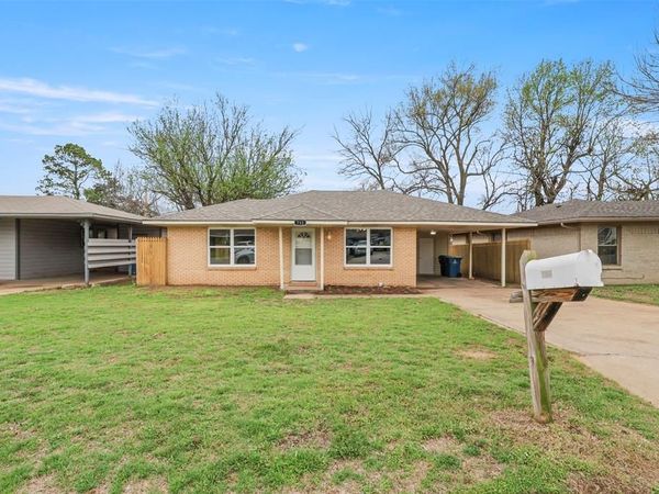 732 W Bullock Street, Denison, TX 75020